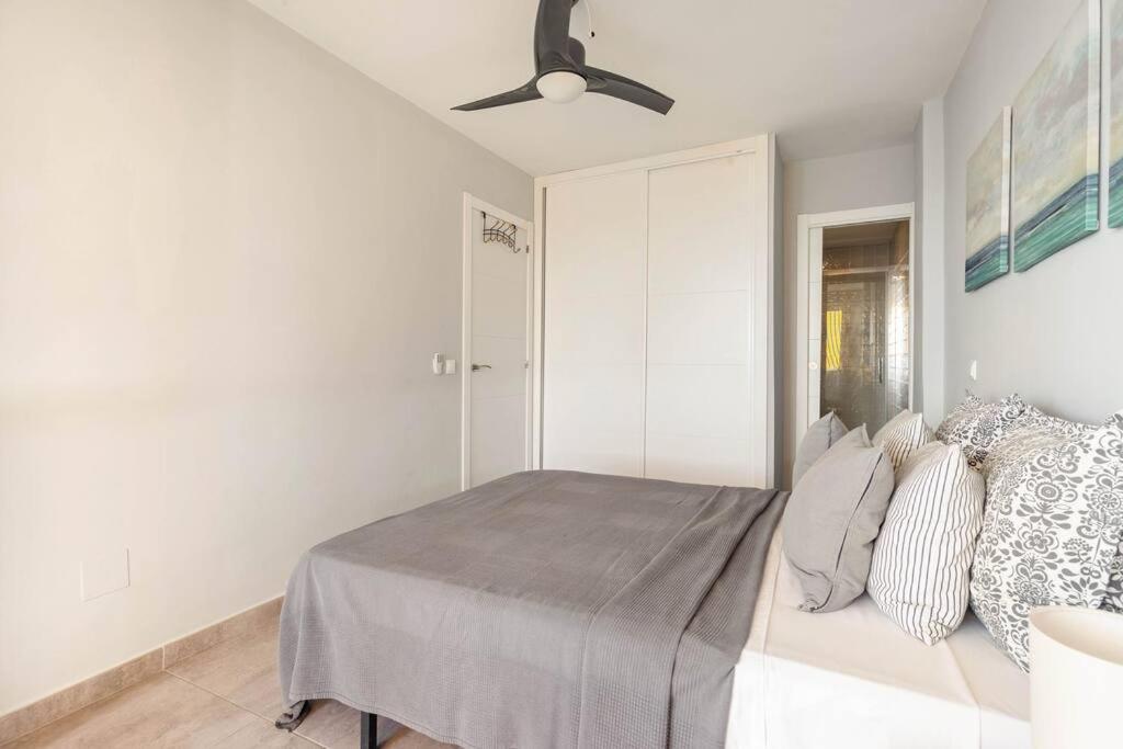 Refurbished 4* Apartment With Great Balcony La Manga del Mar Menor Extérieur photo